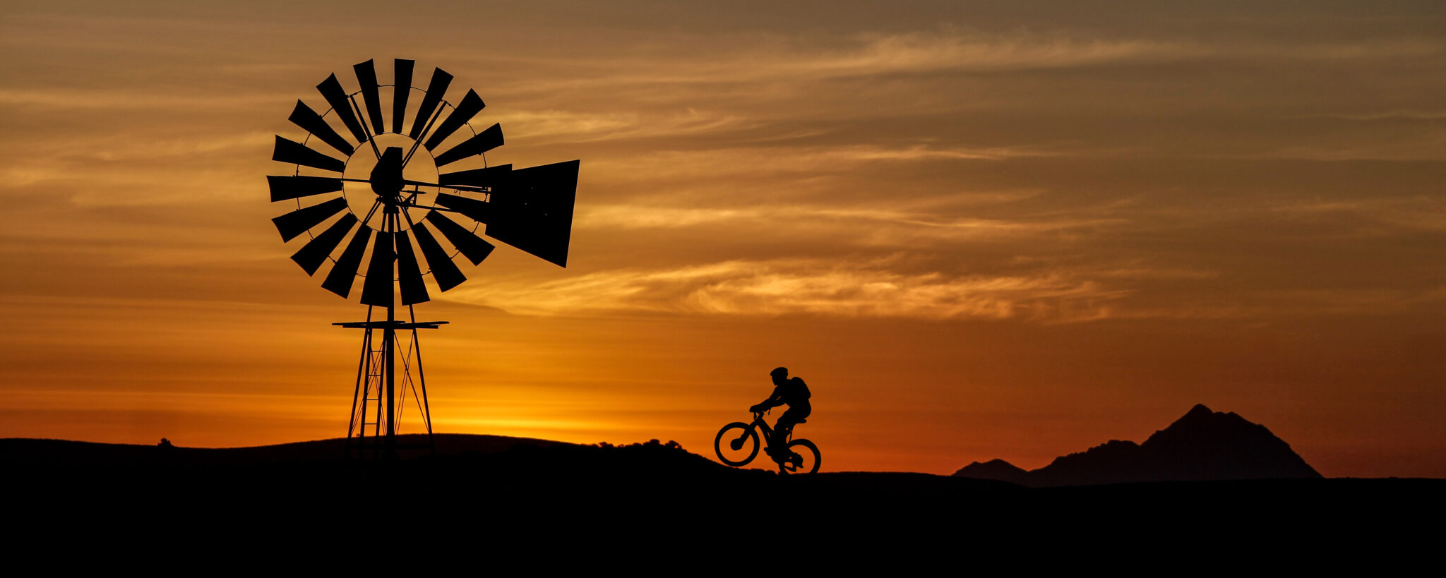 Sunset-Mtbike-2048x819